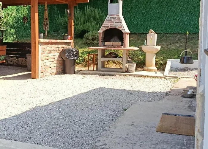 Family Friendly House With A Swimming Pool Smrika, - 24407