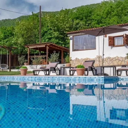 펜션 Family Friendly House With A Swimming Pool Smrika, - 24407